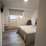 Demar Luis Casais Apartamento *