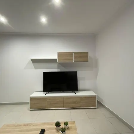 Demar Luis Casais Apartament