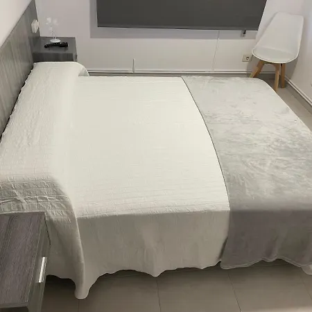 Demar Luis Casais Apartament *