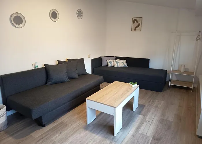 Apartman Demar Luis Casais *